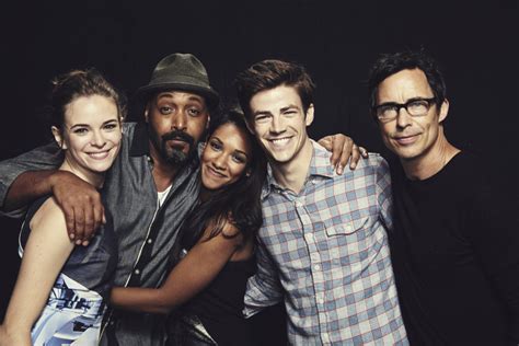 Flash Season 3: What does different cast members think about Flashpoint? - QuirkyByte