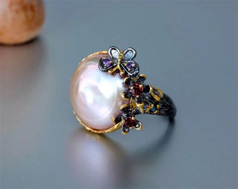 15 Stunning Pearl Ring Designs | Jewelry Guide