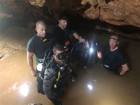 Australian Federal Police Divers in Cave Rescue | ADAS