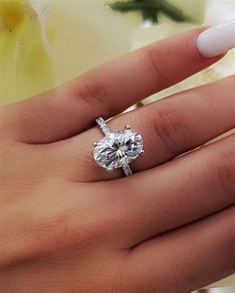 Oval Engagement Rings: 39 Amazing Ring Ideas To Get More Sparkle