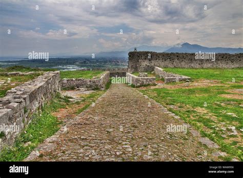 Shkodra Castle in Albania, Balkan Stock Photo - Alamy