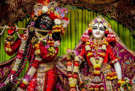 Flickriver: Photoset 'ISKCON Mayapur Deity Darshan 20 Dec 2019' by ISKCON Desire Tree