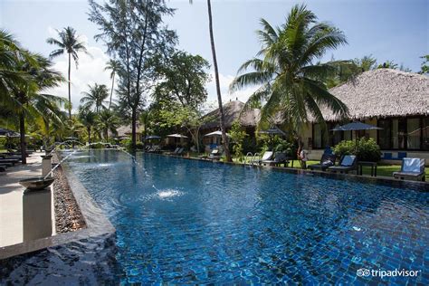 Bangsak Village Pool: Pictures & Reviews - Tripadvisor