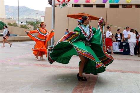 Ballet-Folklorico-Dance – The Prospector