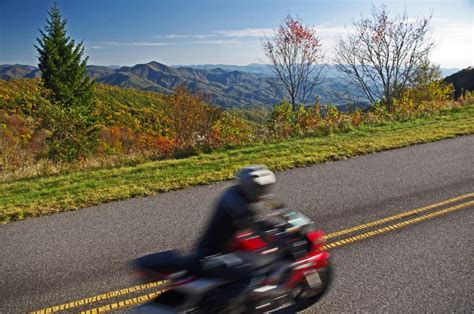 Blue Ridge Parkway Motorcycle – Fall Leaf Color | Travel | Before It's News