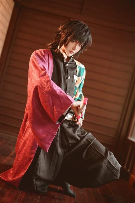 Pin by Nguyễn song on RinRin | Cosplay outfits, Amazing cosplay, Cosplay anime