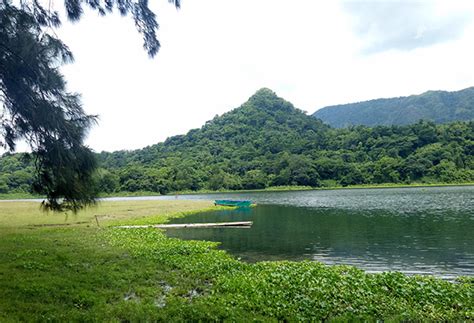 a lush mountain and a still lake make for an ideal selfie backdrop philstar com kathleen a llemit