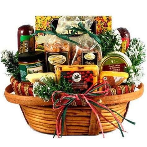 Hometown Holiday Gourmet | Gift Basket of Wisconsin Cheeses,