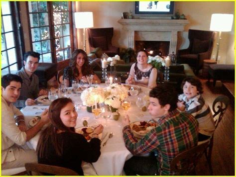 Jonas Family Thanksgiving Pics - Kevin Jonas Photo (17326584) - Fanpop