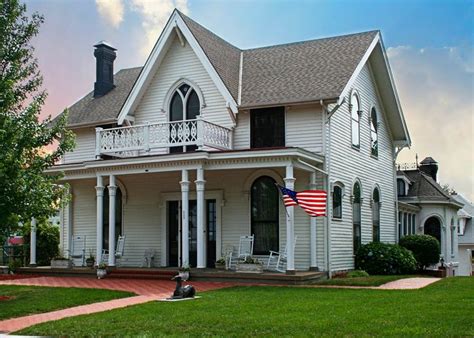 Amelia Earhart Birthplace Museum | Small towns, Towns, Visiting