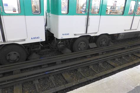 Rubber tyred train | The tyred wheels of a Paris Metro train… | Flickr