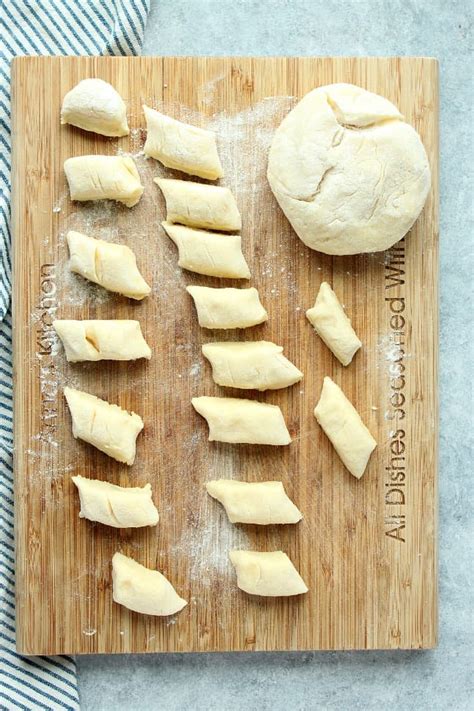 Polish Potato Dumplings (Kopytka) Recipe - Crunchy Creamy Sweet