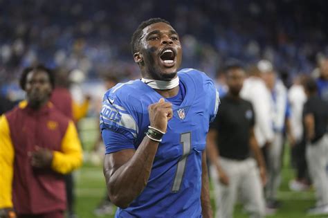 Watch the Detroit Lions' locker room celebration while chanting Dan ...