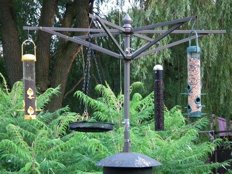 How to Build a Bird Feeder Pole - Dengarden