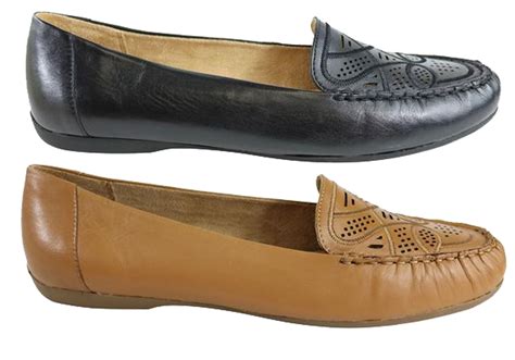 Naturalizer Rumer Womens Comfortable Wide Fit Leather Flat Loafers | Brand House Direct