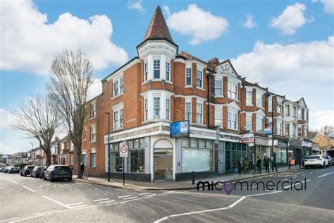 Station Road, London N21, retail premises to let - 61037367 | PrimeLocation