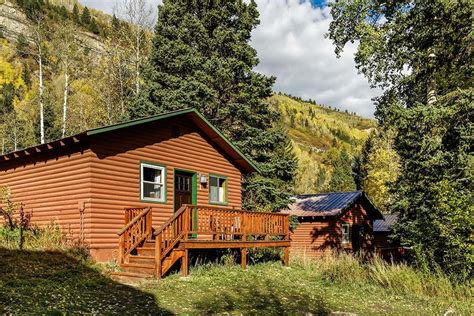 Cozy Mountain Cabins — Chair Mountain Ranch