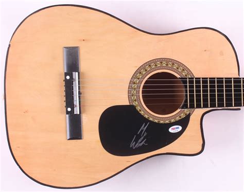 Morgan Wallen Signed 38" Acoustic Guitar (PSA COA) | Pristine Auction