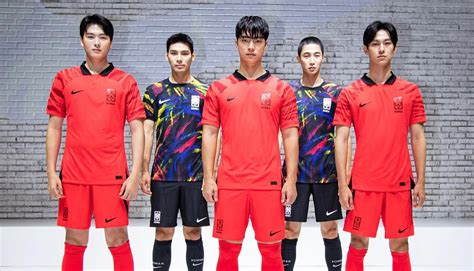 Nike Reveal South Korea 2022 World Cup Home & Away Kits - SoccerBible