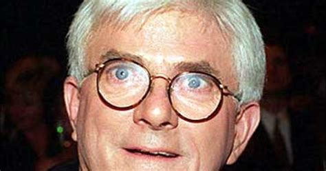 Phil Donahue Gets The Ax - CBS News