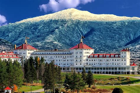 Mount Washington Hotel Photograph by Tom Prendergast