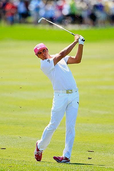 Rickie Fowler interactive swing sequence | Womens golf fashion, Golf ...