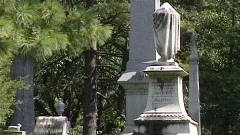 Freedom Center contributing to restoration of historic Black cemetery