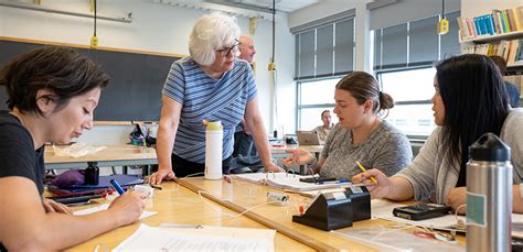 High School Teachers Get Schooled in Physics | UW College of Arts & Sciences