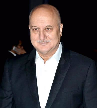 Anupam Kher Wiki, Age, Wife, Family, Caste, Biography - WikiBio