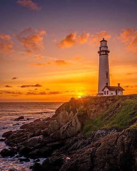 Sunset at Pigeon point lighthouse Lighthouse Lighting, Lighthouse ...