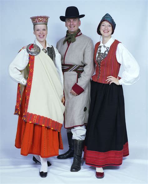 Ministry of Foreign Affairs of Latvia: Latvian National Costume exhibit at Washington's Union ...