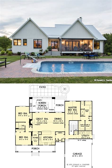 Single Story Farmhouse Open Floor Plans : Farmhouse style floor plans, designs & blueprints ...