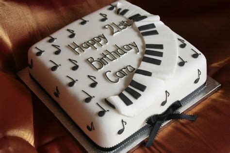 piano cake … | Piano cakes, Music cakes, Music themed cakes