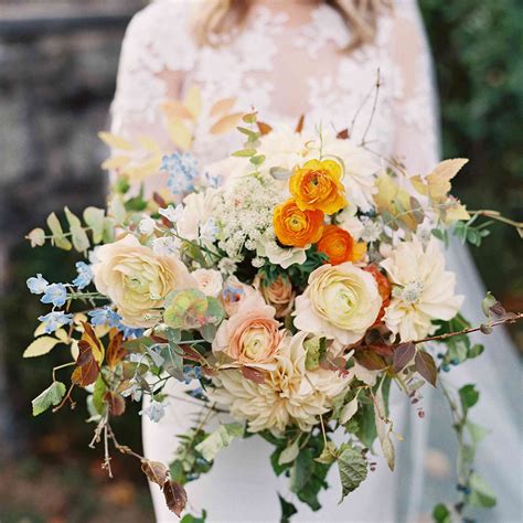 Pin by Phyllis Earnest on wedding flowers | Cornflower wedding bouquet, Wedding bouquets, Floral ...