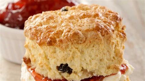 Mary Berry Treacle Scones | British Chefs Table