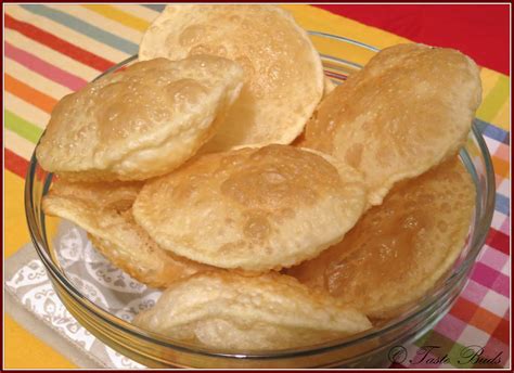 Taste Buds: Luchi - A fried Bengali bread