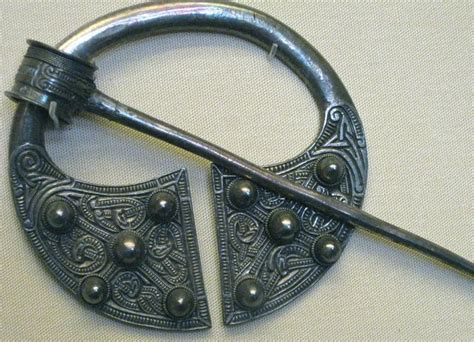 Viking jewelry, Viking age, Irish art