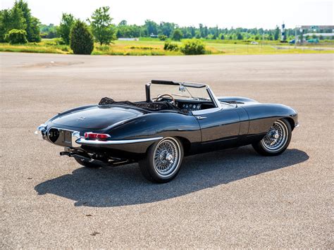 1965 Jaguar E-Type Series 1 4.2-Litre Roadster | Hershey 2018 | RM ...