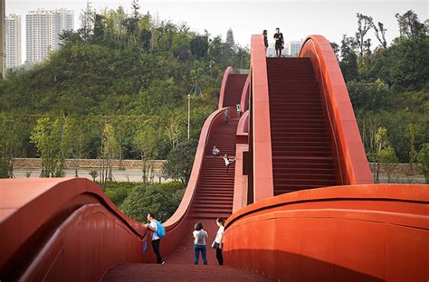 Playful Architectural Bridge in China – Fubiz Media