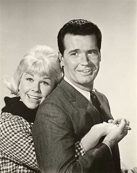 THE THRILL OF IT ALL (1963) James Garner and Doris Day. | Doris day movies, Classic movie stars ...