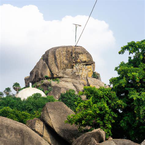 Olumo Rock In Nigeria: Overview,Prominent Features,History,Interesting ...