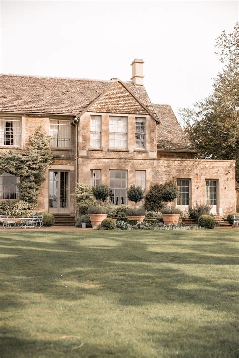 24-Hrs in The Cotswolds - Lydia Elise Millen