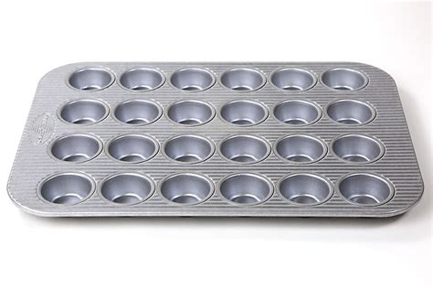 USA Pan 24 Mini Cupcake Pan – Breadtopia