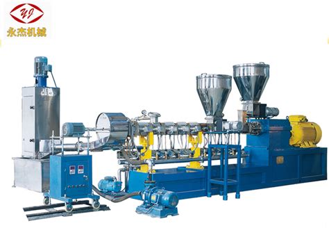 Plastic Extrusion Machine