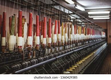 7 Cotton Carding And Combing Process Images, Stock Photos & Vectors | Shutterstock