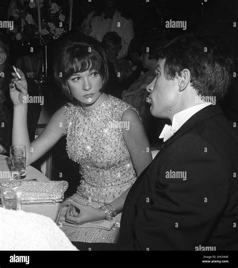 Shirley MacLaine and Warren Beatty Circa 1960's Credit: Ralph Dominguez ...