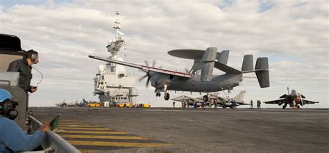 French E-2C Hawkeye landing on aircraft carrier Charles de Gaulle (R91 ...