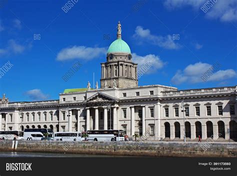 Dublin, Ireland - 03 Image & Photo (Free Trial) | Bigstock