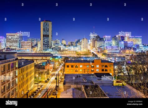 Richmond, Virginia, USA downtown skyline at night Stock Photo - Alamy