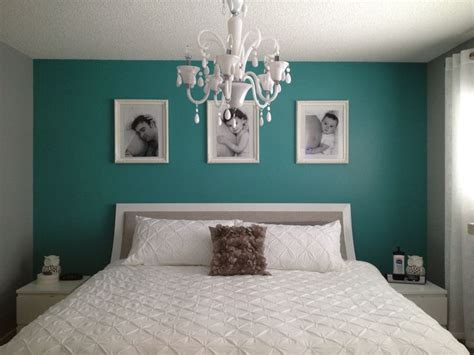 Gray And Teal Master Bedroom Ideas : And elegant color contrasts, like ...